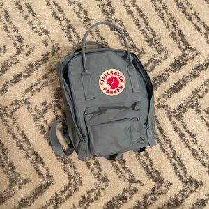 Fjallraven Kanken Mini Backpack